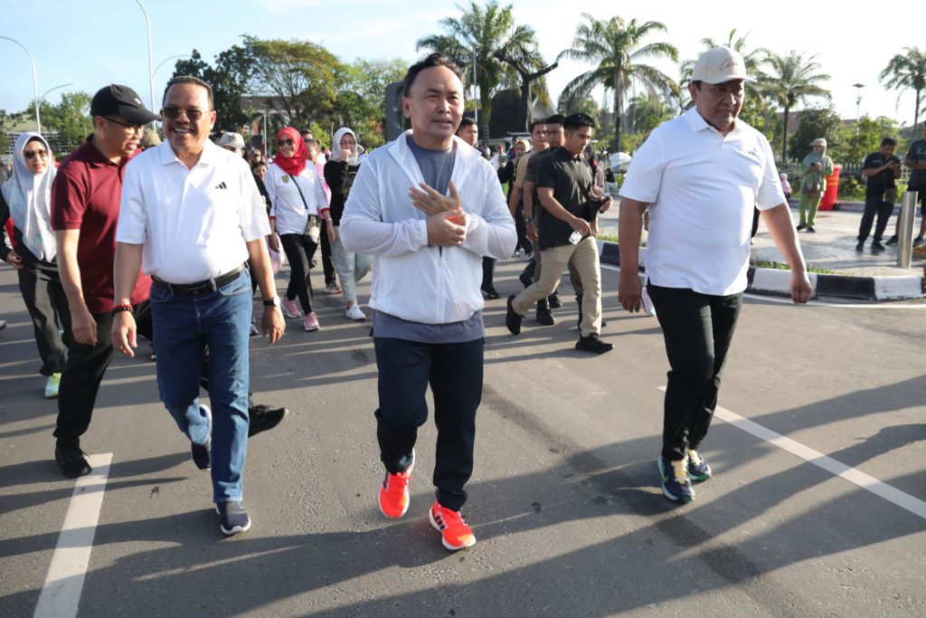 Jalan sehat bersama ASN Lingkup Pemprov Kalteng